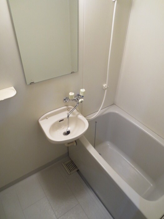 アイランド小野山の物件内観写真