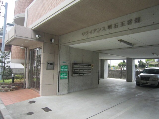 ポコアポコ明石鍛治屋町五番館の物件外観写真