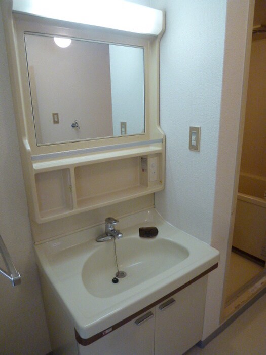 栄南団地　10号棟（302）の物件内観写真