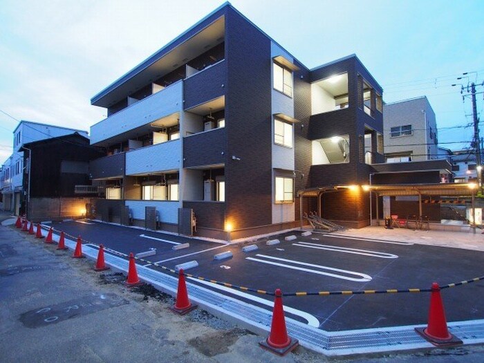 マハロⅡの物件外観写真