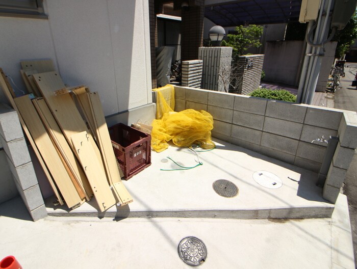 フィユフラッツ中桜塚の物件外観写真