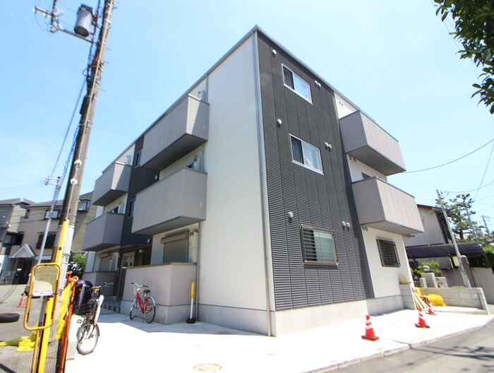 フィユフラッツ中桜塚の物件外観写真