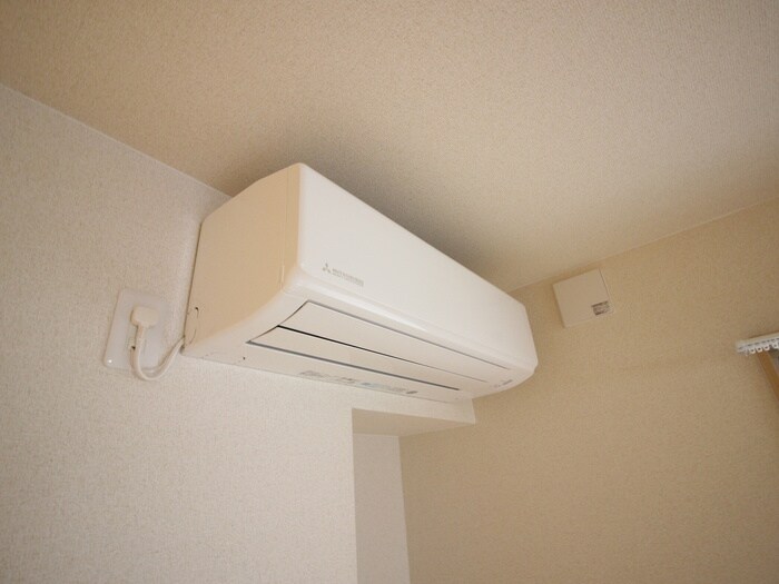 フィユフラッツ中桜塚の物件内観写真