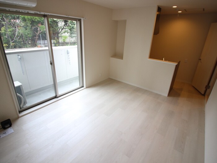 フィユフラッツ中桜塚の物件内観写真