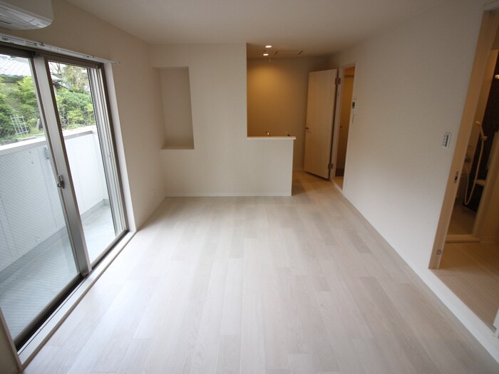 フィユフラッツ中桜塚の物件内観写真