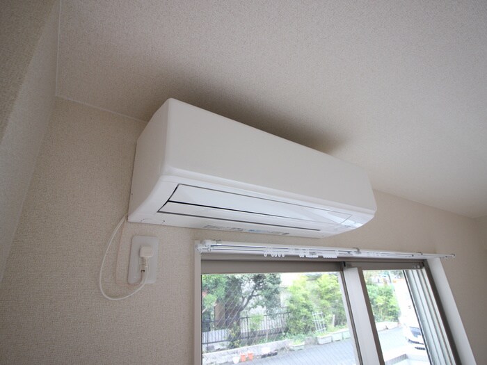 フィユフラッツ中桜塚の物件内観写真