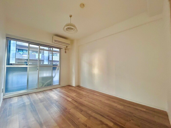 西ナンバグランドビルの物件内観写真