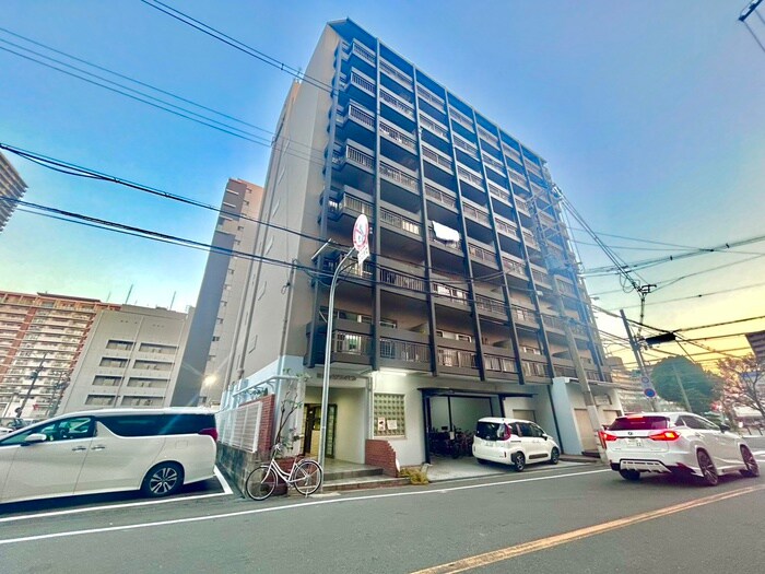 西ナンバグランドビルの物件外観写真