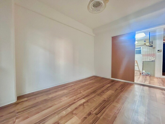 西ナンバグランドビルの物件内観写真