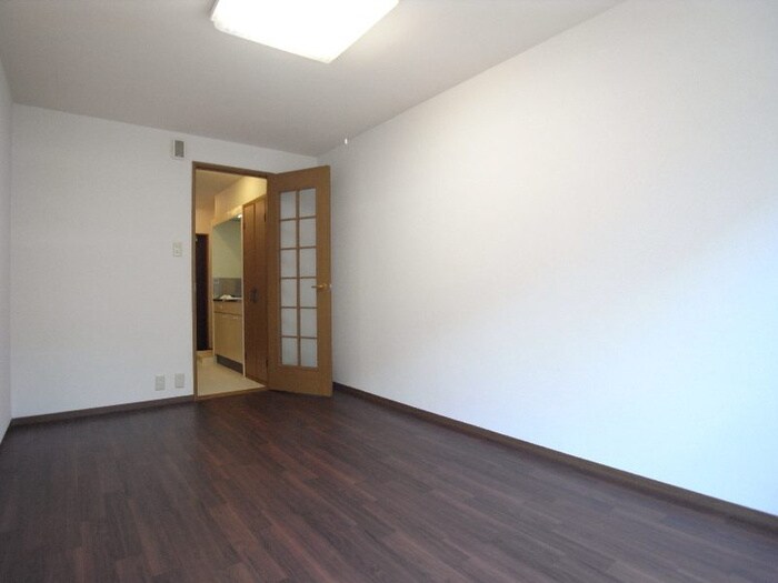 クリヨン２の物件内観写真