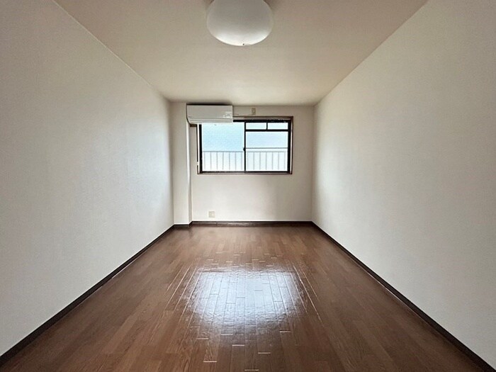 クリヨン２の物件内観写真