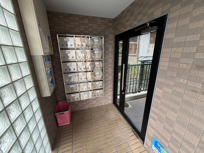 クリヨン２の物件外観写真