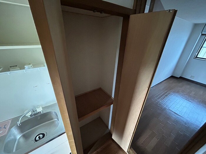 クリヨン２の物件内観写真