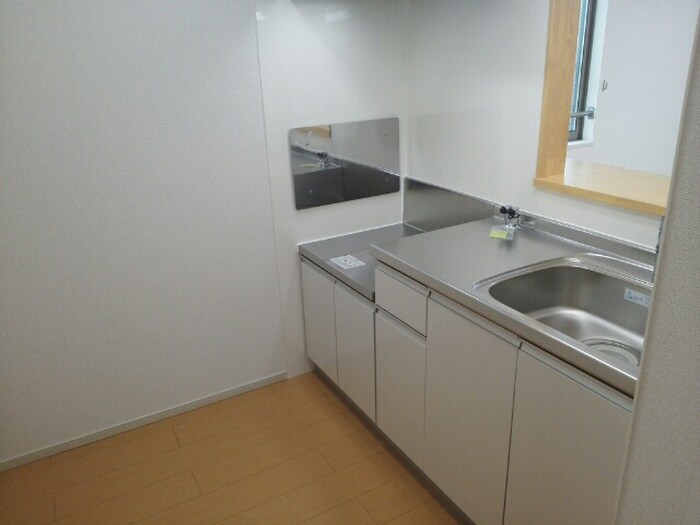 ジュリアスガーデン鳳の物件内観写真