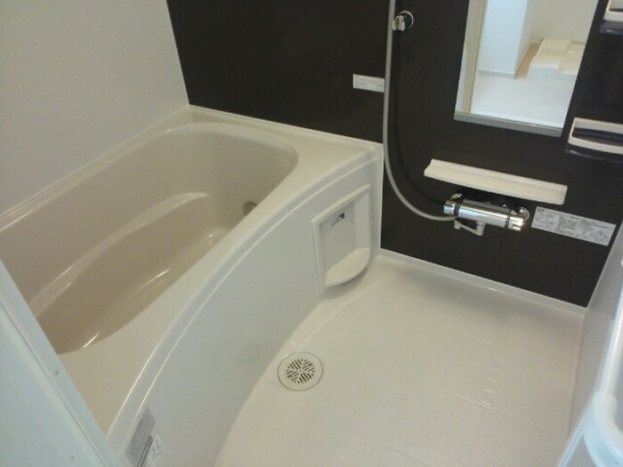 ジュリアスガーデン鳳の物件内観写真