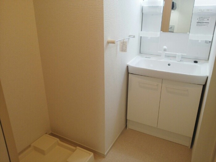 ジュリアスガーデン鳳の物件内観写真