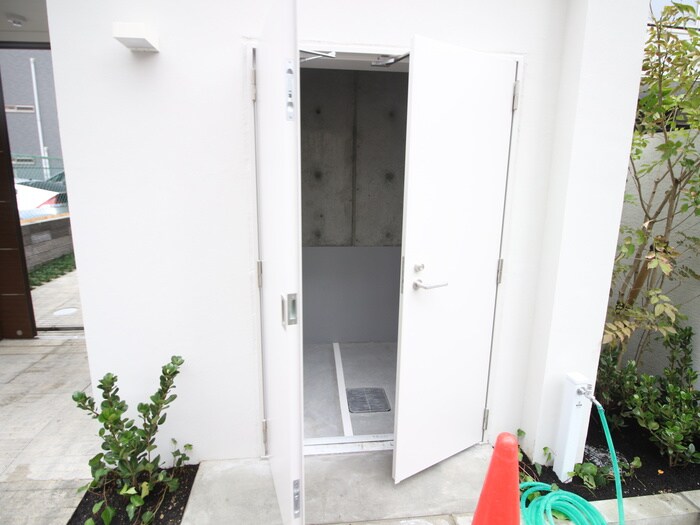 ウェルスクエア長居公園の物件外観写真