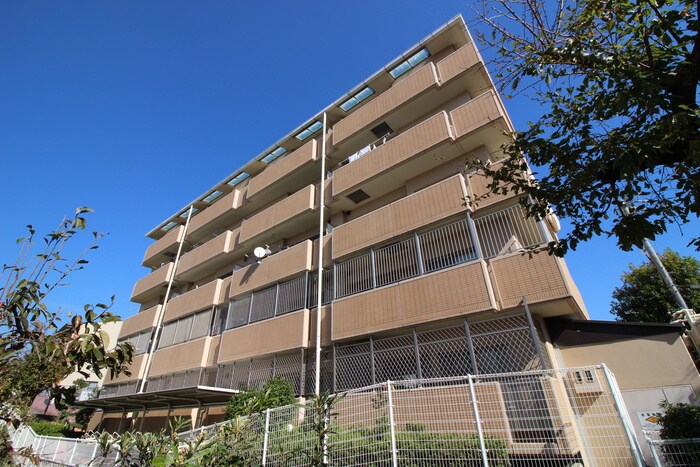 リアライズ安威の物件外観写真