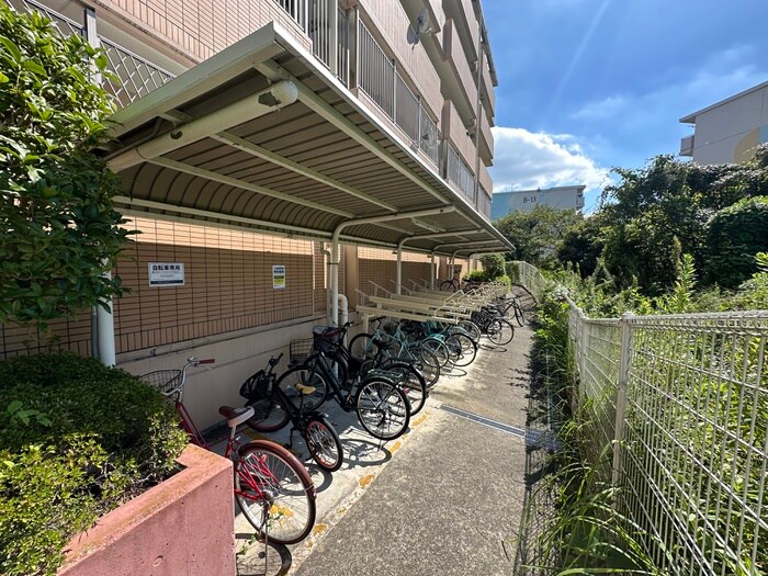 リアライズ安威の物件外観写真