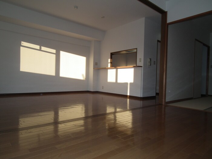 リアライズ安威の物件内観写真