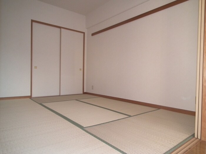 リアライズ安威の物件内観写真