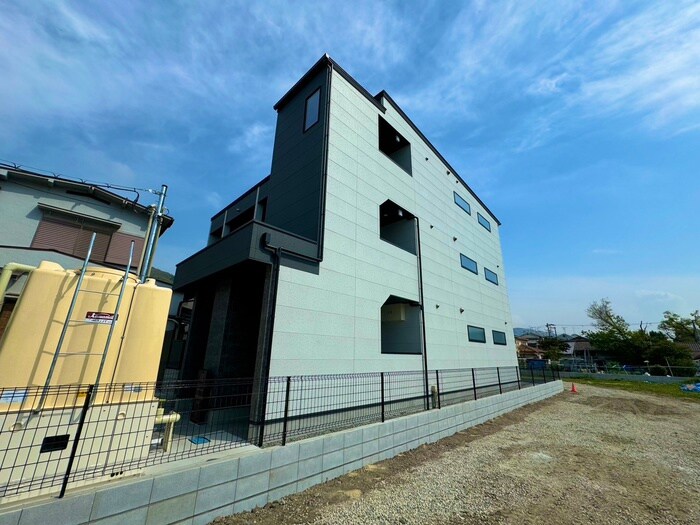 ﾌﾟﾚｻﾝｽｸﾚｰｼﾞｭ喜里川町　Northの物件外観写真