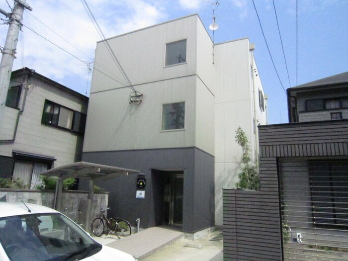 ラミアカ－サ梅北の物件外観写真