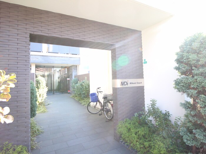 ＭＤＩ三国コ－トの物件外観写真