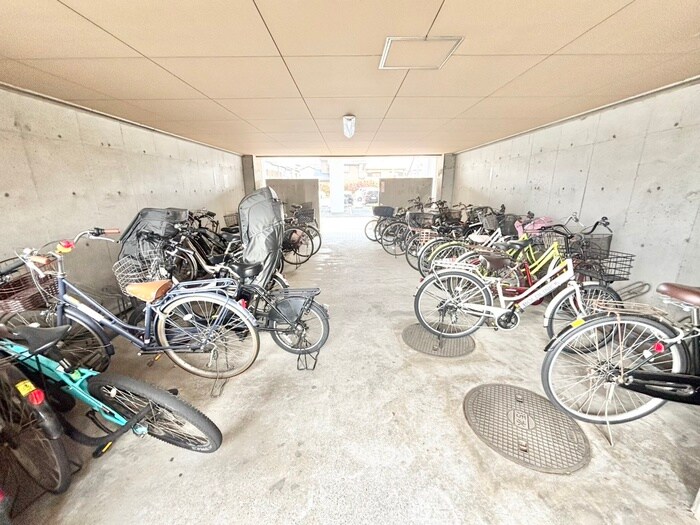 レジデンスコトンの物件外観写真