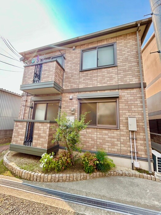 ＬＯＨＡＳ本町の物件外観写真