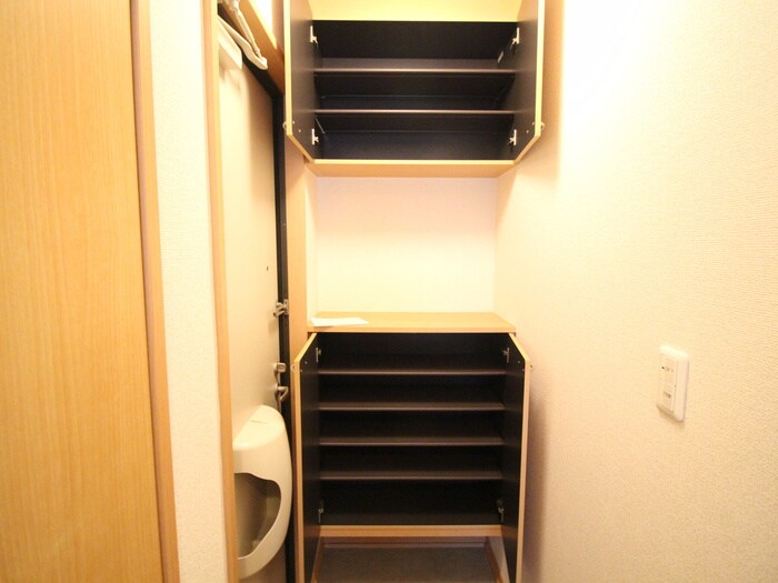 ＬＯＨＡＳ本町の物件内観写真