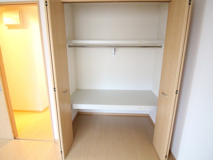 ＬＯＨＡＳ本町の物件内観写真