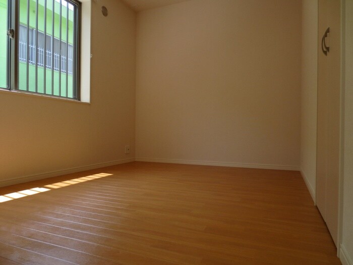 サンモール金ヶ崎の物件内観写真