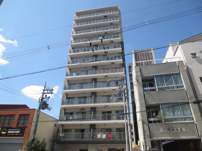 SunSunなんば弐番館の物件外観写真