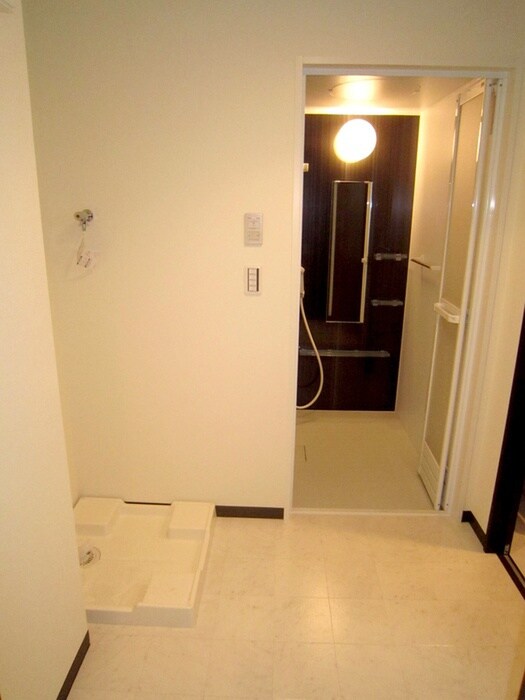 SunSunなんば弐番館の物件内観写真