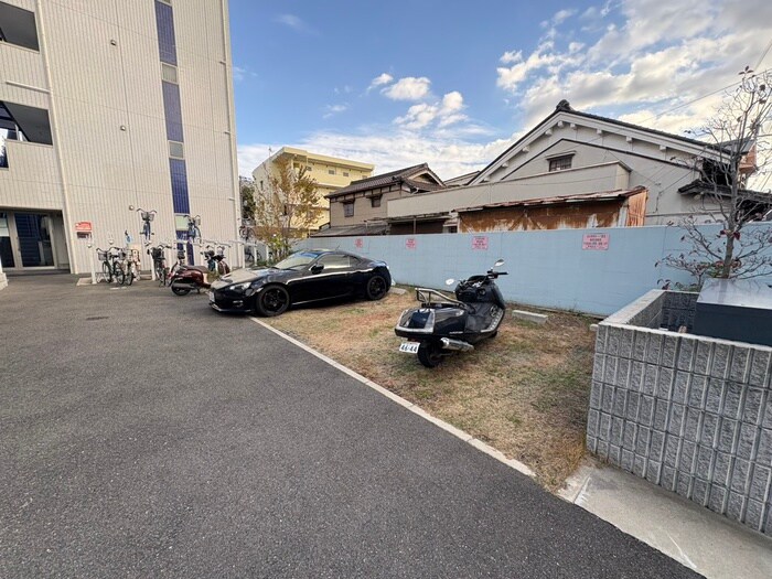 C.REST八尾の物件外観写真