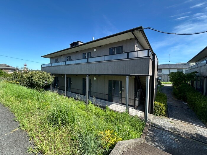 ｺﾝﾃﾞｨｼｰﾌﾟﾙ南が丘B棟の物件外観写真