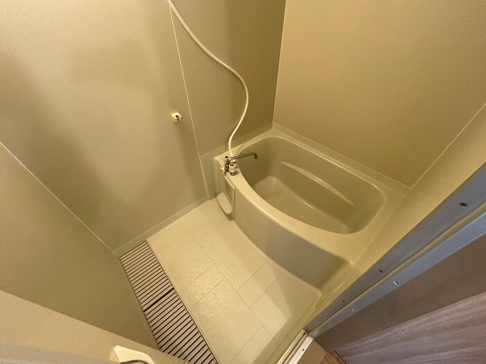 ｺﾝﾃﾞｨｼｰﾌﾟﾙ南が丘B棟の物件内観写真