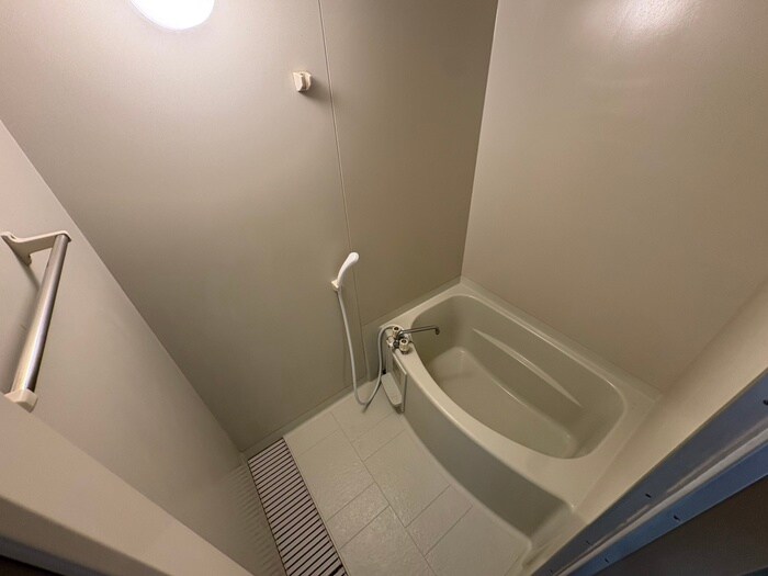 ｺﾝﾃﾞｨｼｰﾌﾟﾙ南が丘B棟の物件内観写真