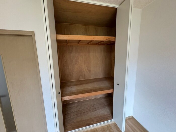 ｺﾝﾃﾞｨｼｰﾌﾟﾙ南が丘B棟の物件内観写真