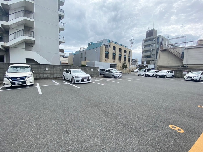 パウワウハウスの物件外観写真