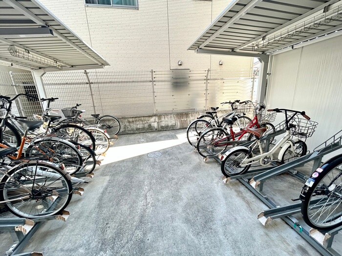 ＶＩＬＬ　ＢＯＵＱＵＥ湯里の物件外観写真