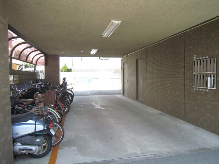 ブル－ノ芦屋の物件外観写真