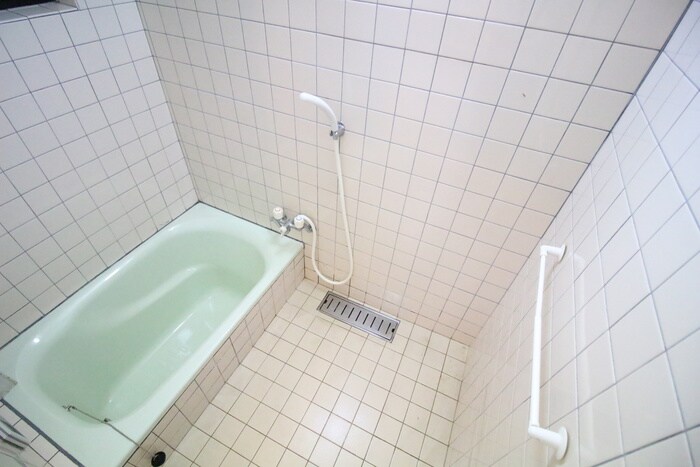 御陵中筋町貸家の物件内観写真