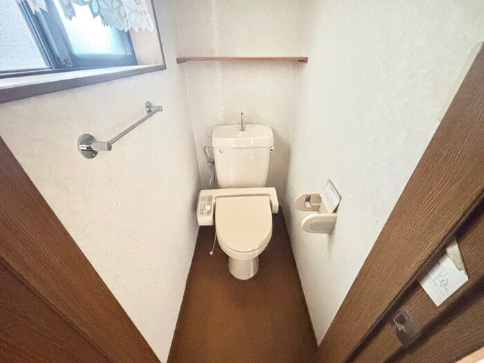 御陵中筋町貸家の物件内観写真