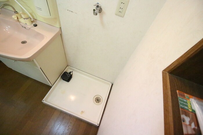 御陵中筋町貸家の物件内観写真