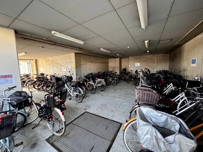 フェルザ住之江公園の物件外観写真