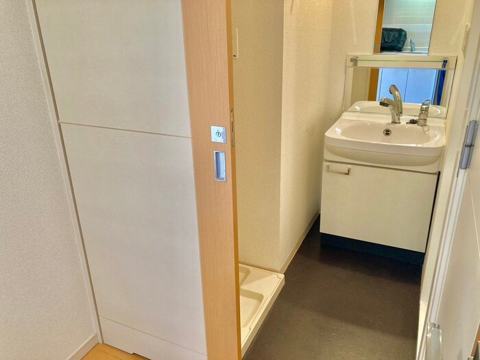 ﾌﾟﾚｻﾝｽ難波EASTﾓﾀﾞﾆﾃｨ（1302）の物件内観写真