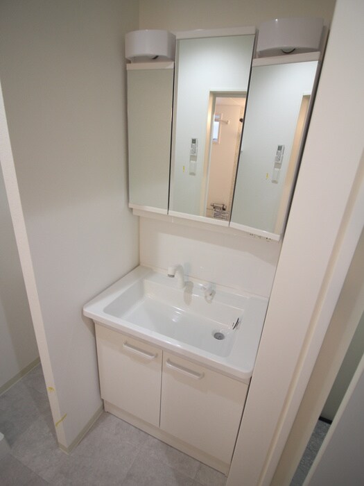 アン・リラの物件内観写真