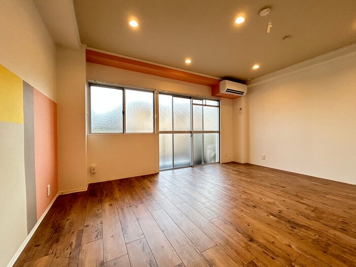 千里ﾛｲﾔﾙﾊｲﾂの物件内観写真